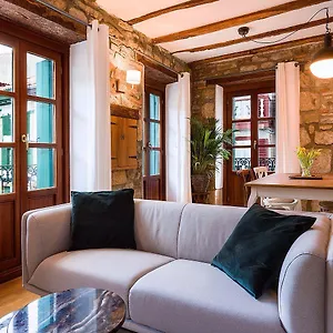 Apartment Carlos V, Hondarribia